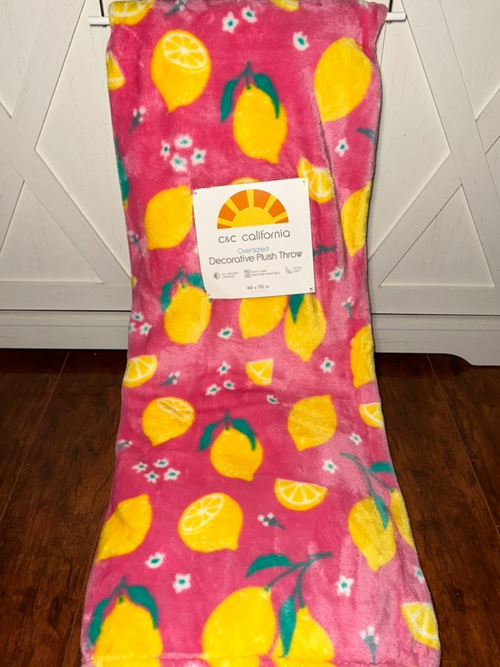 C&C California Pink Lemon Plush Throw Blanket